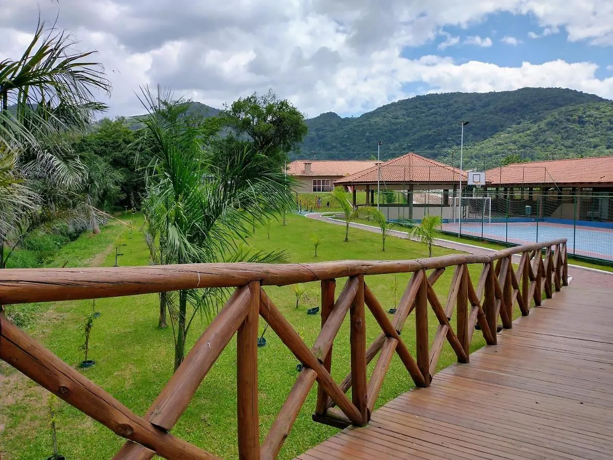 Apto Vista Atlântico com 2 quartos com Ar Cond Wi-Fi TV SMART e Área de lazer Itapema 0*,  Brasil